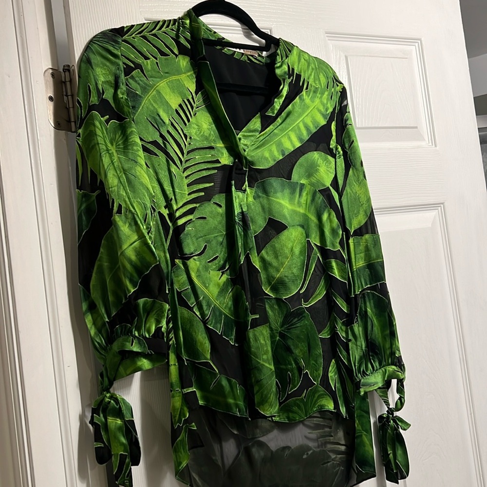 Alice + Olivia Sheila Blouson Sleeve Henley Top